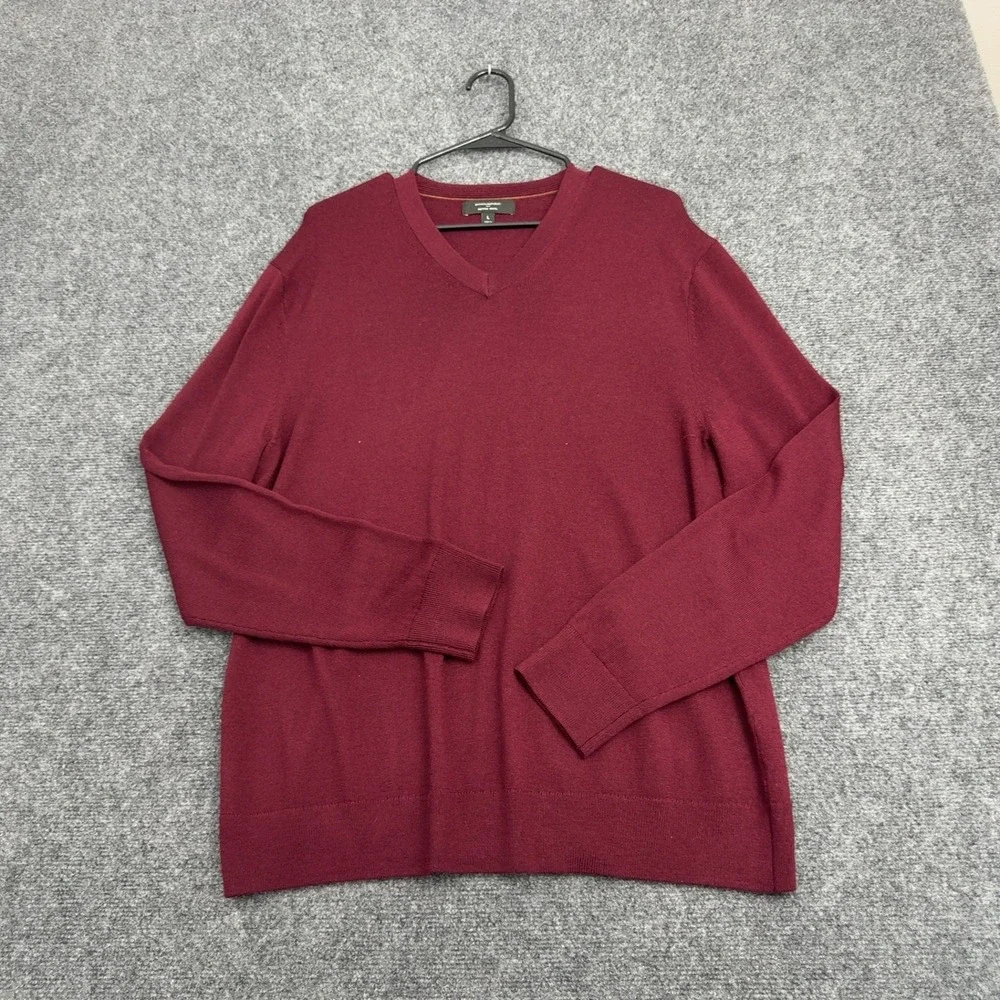 Banana Republic Sweater Mens L Burgundy Merino Wool V Neck Classic Preppy